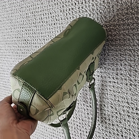 Purse - Picture 3 of 8